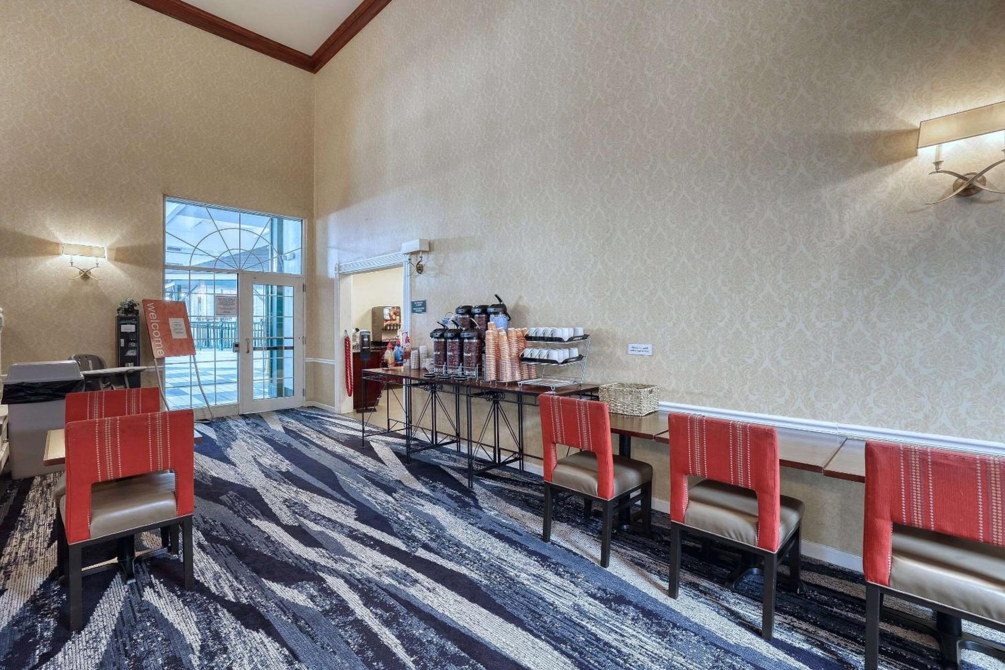 Comfort Suites Appleton Airport מראה חיצוני תמונה