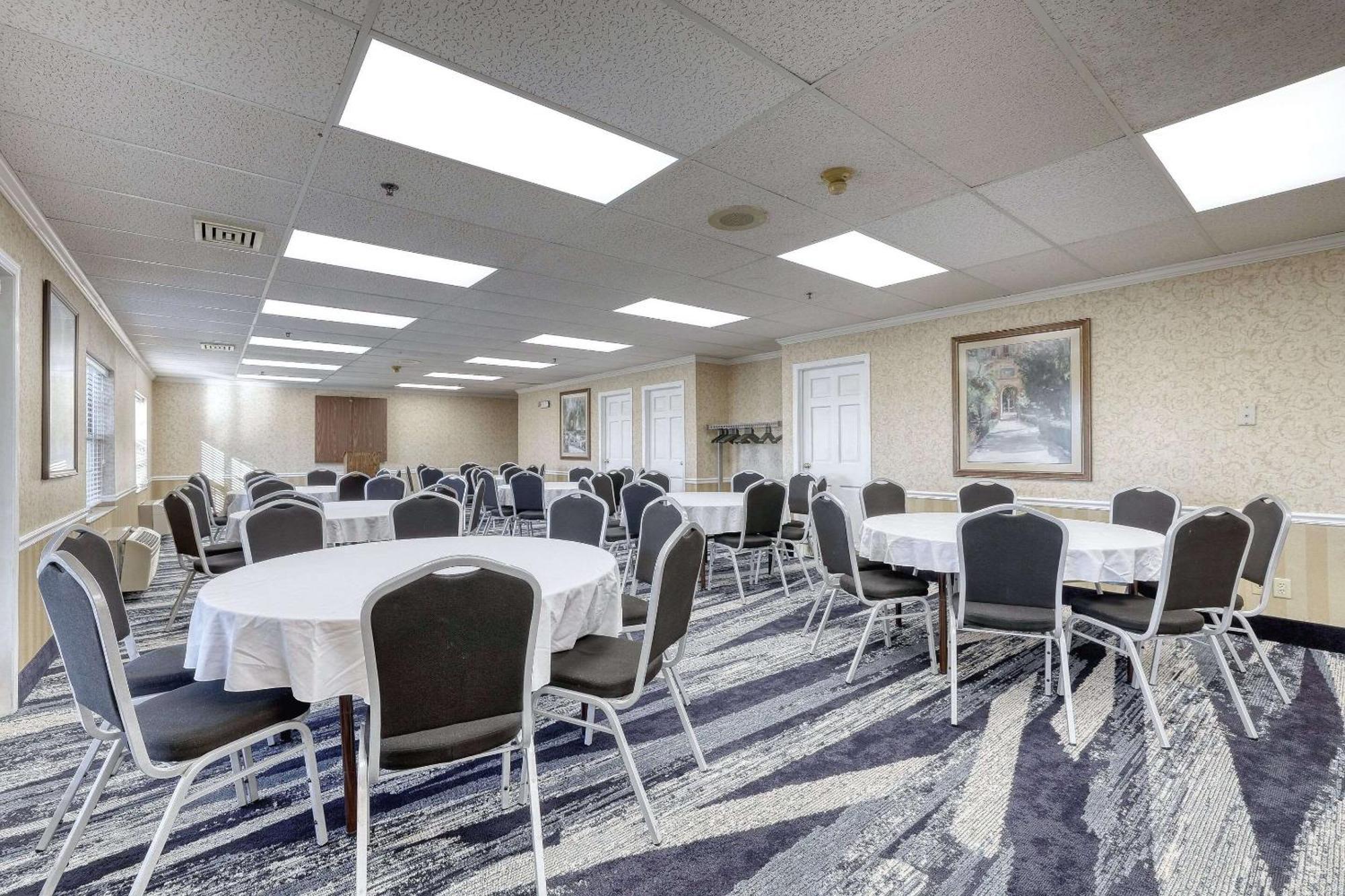 Comfort Suites Appleton Airport מראה חיצוני תמונה