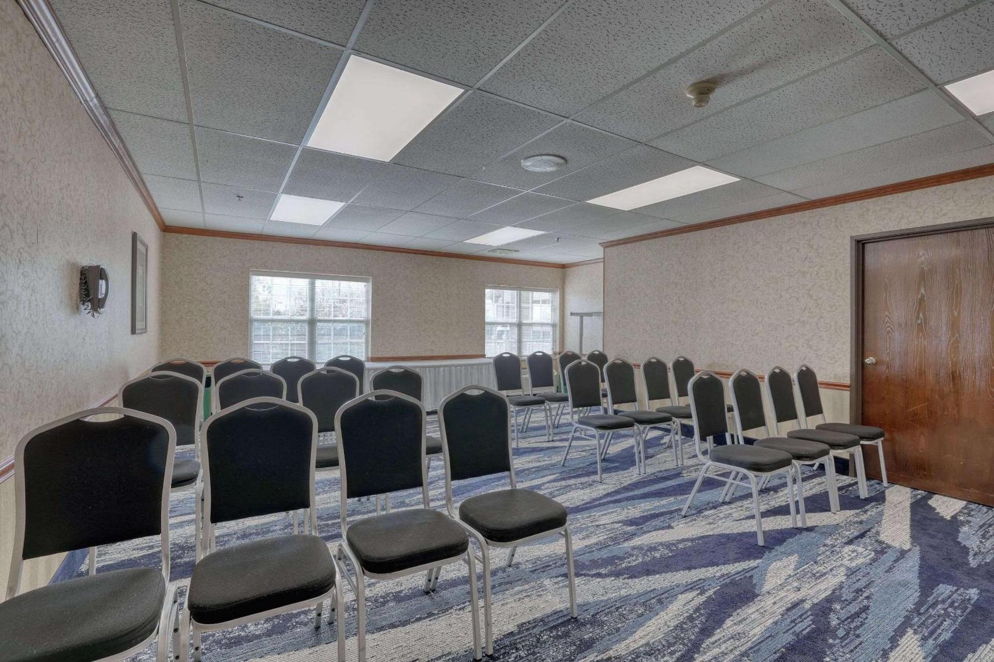 Comfort Suites Appleton Airport מראה חיצוני תמונה