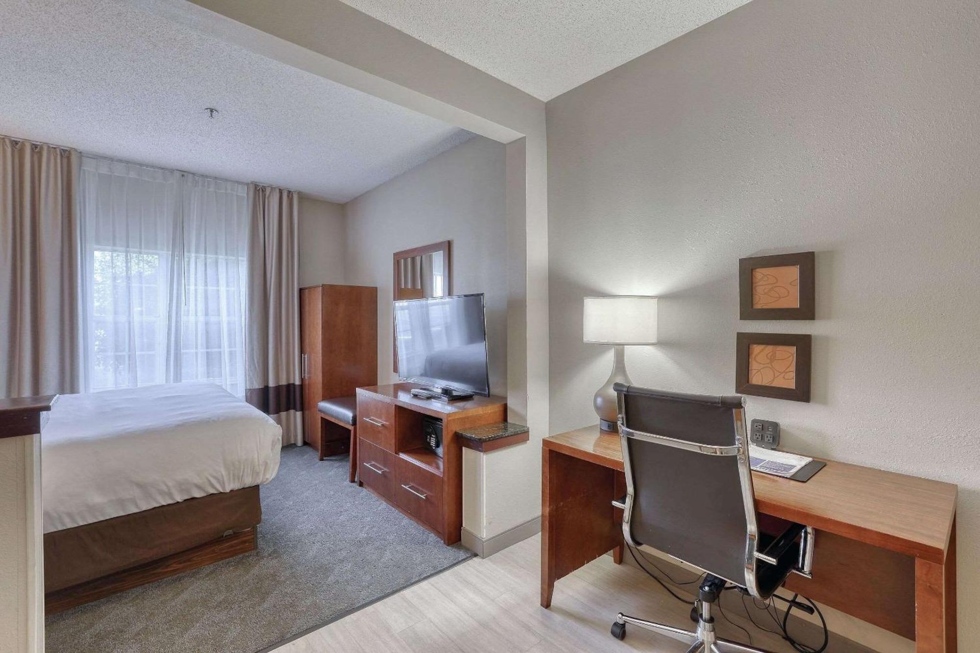 Comfort Suites Appleton Airport מראה חיצוני תמונה