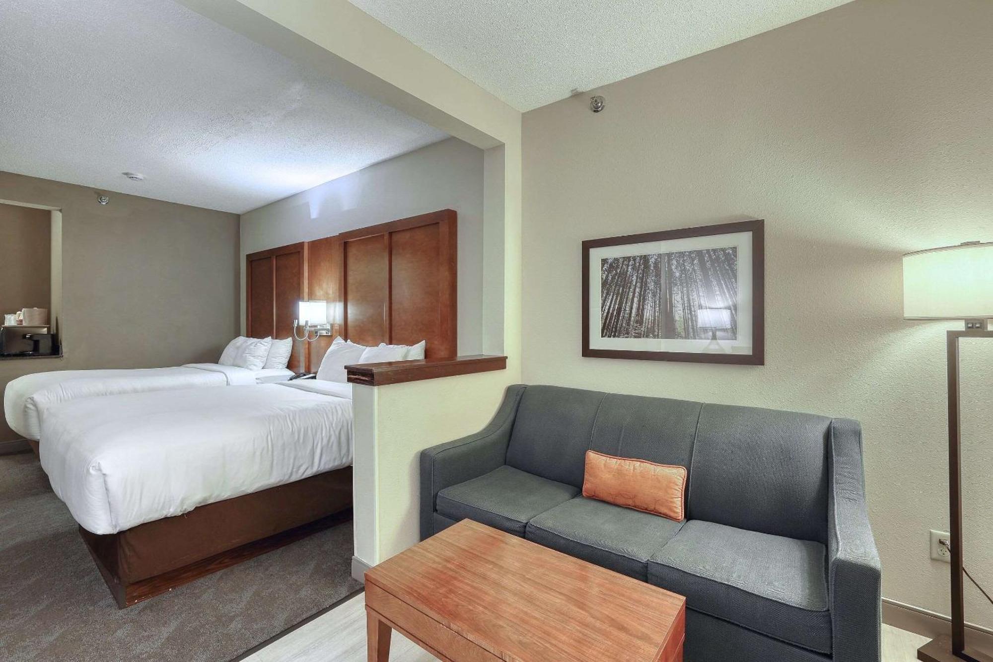 Comfort Suites Appleton Airport מראה חיצוני תמונה